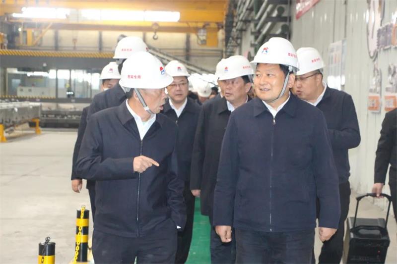 鞏義市重點工作觀摩團到明泰科技項目現(xiàn)場觀摩指導